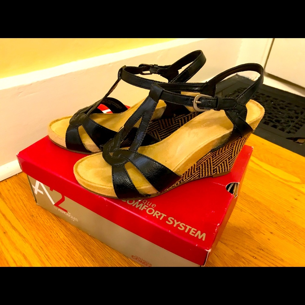 Wedge sandals